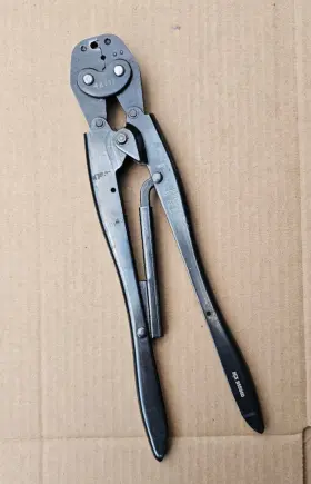 220009-5 Amp Hand Crimping Tool Bnc Connectors
