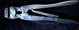 220187-1 Amp Certi-crimp Bnc Hand Crimping Tool Usa Great Vtg