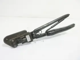 224027-2 Amp 69710-1 Hand Crimp Tool And Die Ultrafast Fully Insulated Faston