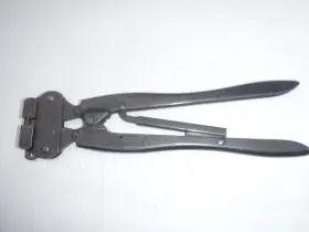 Type-0b Amp 45098 Hand Crimp