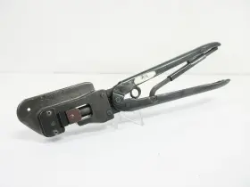 69710-e Amp 45221 Ces Ecv-ecn 18-10 Die And Tool Frame Hand Crimp