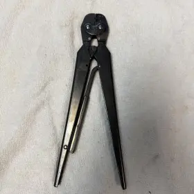 46011 Amp 18-16 Type F Manual Ratcheting Crimper Hand Crimp Tool Usa