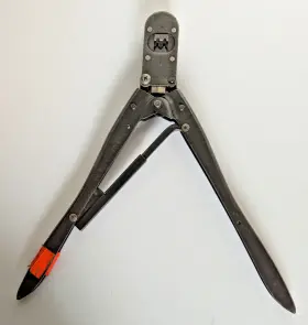 90003 Amp F Crimp Tool 18-16 24-20 Crimper Electrical Does Not Close