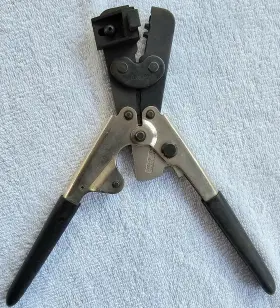 90312-1 Amp Crimper Te Connectivity Hand Crimping Lineman Tool For 28-24 And 24-20