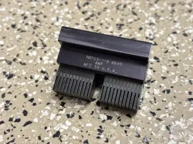 90753-1 Amp Te Connectivity / Crimping Connector Seating Tool Fixture Block H.m. 154 Pin