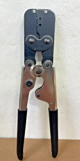 90281-1 Amphenol Hand Crimp Tool - Used Vintage
