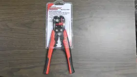 Ntk400 Audiopipe 10-24 Ga. Wire Stripper/crimper Open Package