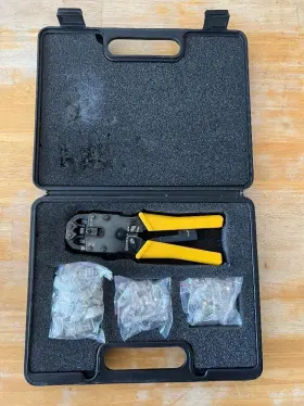 F8v1024tt Belkin Rj45 Crimp Tool With Assorted End Connectors And Case