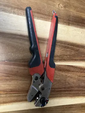 Mre1022nv Burndy - Y122cmr Ratchet Crimper For #2-#12 Nylon/vinyl Insulated Terminals A