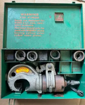 Y35l Burndy Hypress Hydraulic Crimper 12-ton C-head Mount And Dies