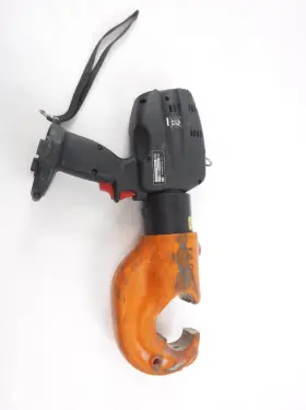 B135ln-c-kv Cembre 132kn Battery Hydraulic Crimping Tool For Connectors To 400 Mm2 See Des