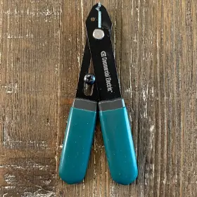 944156 Commercial Electric 820909060079 5 In Wire Stripper And Cutter Green Handle