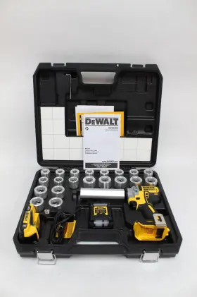 Dce151td1 Dewalt 20v Max Xr Cordless Cable Stripper Kit - New/other