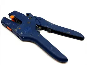 728613 Garant 6 Automatic Wire Stripper Self-adjusting 6mm Conductor