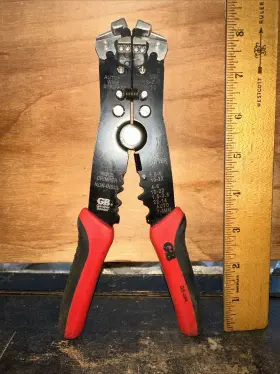 Gs-394 Gardner Bender 5-in-1 Automatic Stripper And Crimper 10-26 Awg - Used