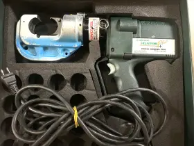 Ck123022 Greenlee Gator Plus Corded Hydraulic 12 Ton Crimper With Case
