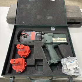 Ek06at Greenlee Quad Point Dieless Crimper Model 12v