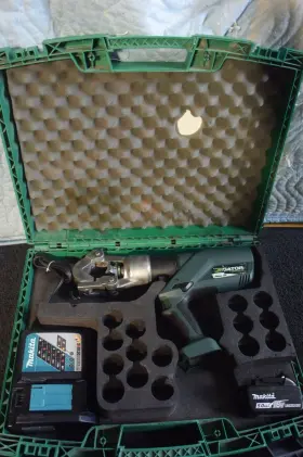 Ek12idl Greenlee Single Point Dieless Crimper Model 18v Li-ion