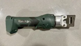 Ek410lx Greenlee Gator Cordless Standard Die Crimper 4 Ton - Used