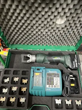 Ek410lx11 Greenlee 4 Ton Crimper Li-ion Standard 18v 2 Batt 1 Charger