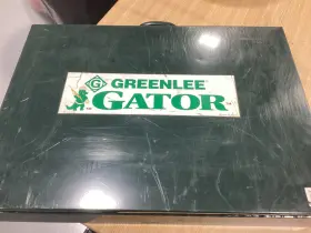 Esc85 Greenlee Gator Plus Cable Cutter In Case Battery Powered Parts Only