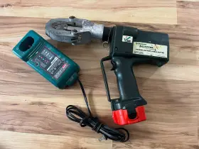 Esg50gl Greenlee Gator Battery Hydraulic Wire Cable Cutter