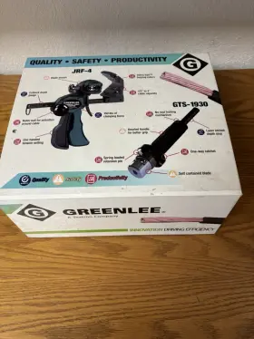 Gts-1930 Greenlee Jrf-4 Jrf-4epr Universal Xlp Cable Stripper Kit With Blades&bushings