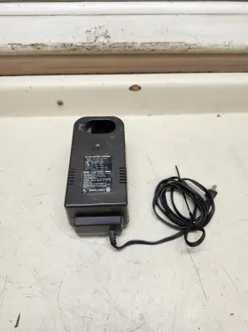 Bp-250r Huskie Ch-3tc 120v Battery Charger For Bp-70r And Batteries Used