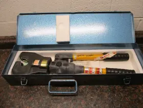 Ep-630a Huskie Tools Inc. Ep630a Dieless Hydraulic Crimper Crimping Tool Free Shipping