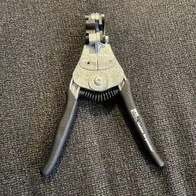 45-1654-1 Ideal Industries Custom Stripmaster Wire Stripper 16-26 Awg