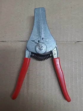 L-5215 Ideal L5215 Stripmaster Wire Stripper 10-12-14. Awg