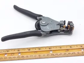 W3b-300-41 Ideal Custom Stripmaster Wire Stripper 16-26 Awg Video Boeing Surplus