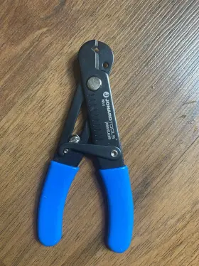 Jonard Tools 811490016903 Adjustable Wire Stripper And Cutter. Ws-5