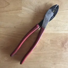 1005-j1005 Klein Tools Klien 9 Inch Cutting Crimping Pliers Cutters Crimpers Red Handle 1005 Usa Read