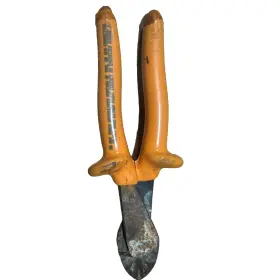 D2000-28-ins Klein Tools Diagonal Cutting Plier 8-1/4 Inch L 1n074