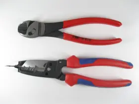 737180 Knipex Pair Of 13728 And Wire Cutters Strippers