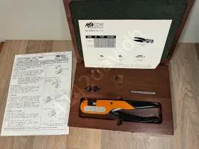 2098-0105-54 Macom Rf Coax Ratchet Crimp Tool With 2 Dies .105 Inch .128 .178 .213 .255 Vintage