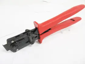 0638198300 Molex 63819-8300 Hand Crimp Tool With 63819-8370 Die For Ctx280