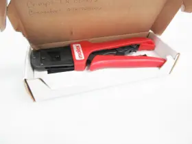 63819-4300 Molex 638194300a Hand Crimp Tool And 638194375 Locator 638194300