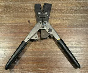 Ht-1719-c Molex Hand Crimp Tool 18-24 Awg - Used