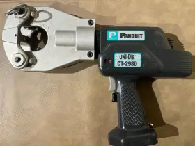 Ct-2980 Panduit Uni-die Hydronic Crimping Tool. No Battery Unknown Functionality