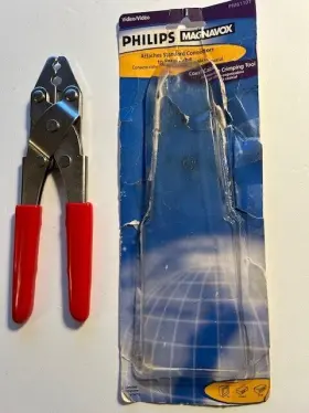 Pm61101 Philips Philips/magnavox Coax Cable Connector Crimping Tool Very Good Condition