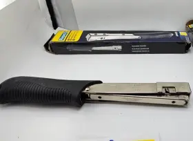 20726010 Rapid R19 Fine Wire Hammer Tacker For 4-6mm Staples