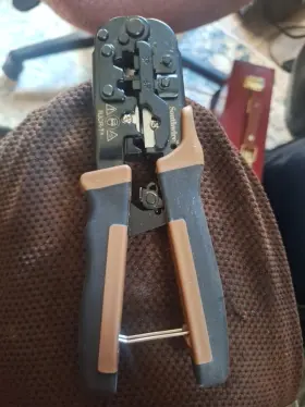 Rjcr-t1 Southwire Ratcheting Phone And Data Crimp Tool