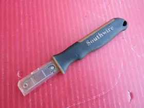58288440 Southwire Tools & Equipment And Bn01 Boot Knife 6 Inch Storage For Plastic Cover
