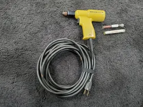 R4496 Standard Pneumatic Sandard Wire Wrap Gun 615 Incl 2 Bits 20-22 Ga And 24-26