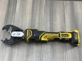 Ibc600 Stanley Electric Wireless Line Crimper 6 Ton Jaws. No Battery Or Charger