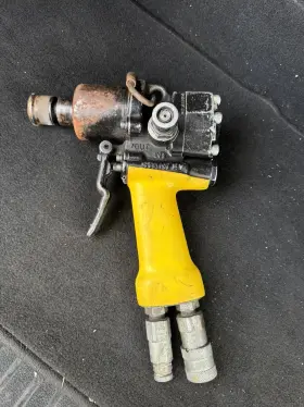 Id07810 Stanley Hydraulic Impact Wrench 7/16 Inch Quick Change Chuck Gun