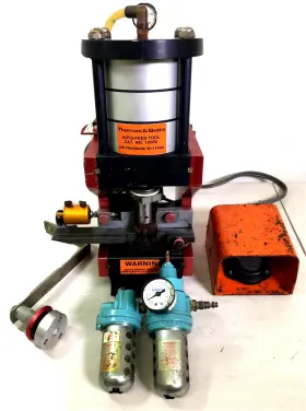 12050 Thomas & Betts And Pneumatic Bench Crimper With Pedal /works