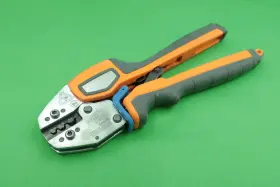 Erg4005 Thomas & Betts And Comfort Crimp Compression Tool 16-6 Awg Shure Stake